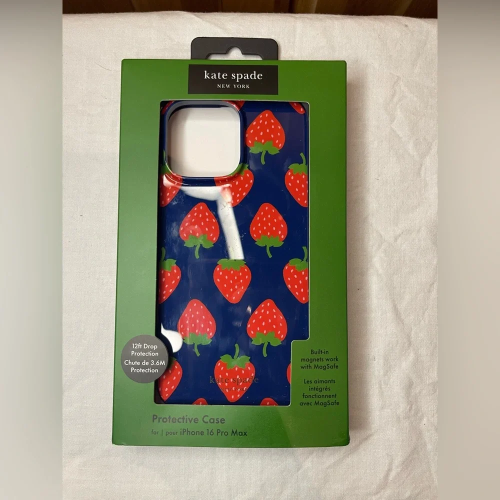 Kate Spade Black iPhone 16 Pro Max Case with MagSafe